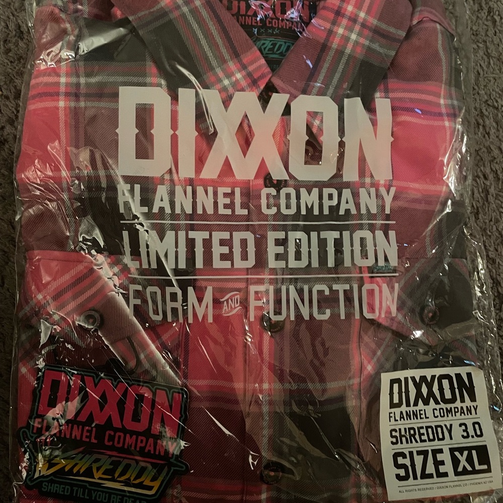 Men’s XL Dixxon Shreddy Colab 3.0. BNIB